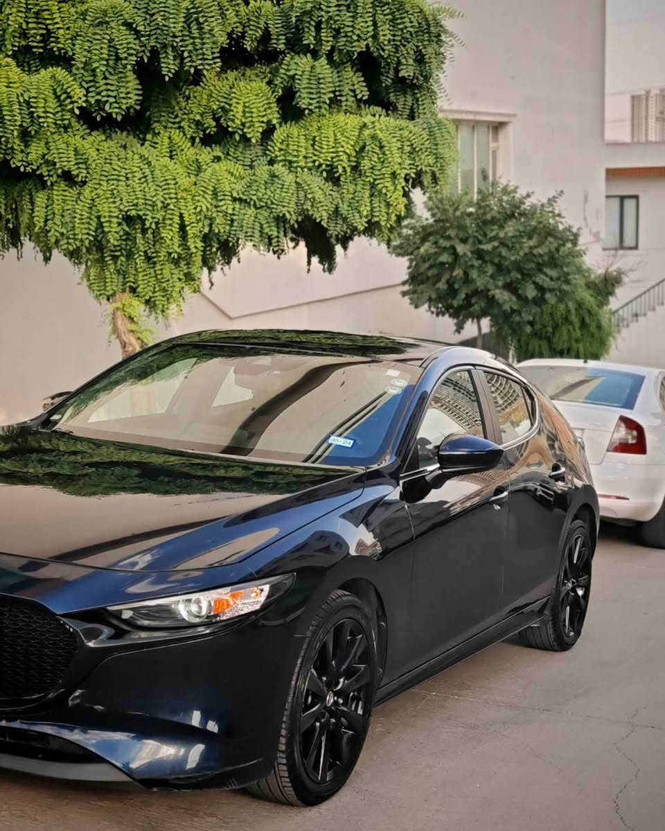 MAZDA 3 HATCHBACK 2022

مازدای ٣ هاشباک ٢٠٢٢

ماشاءاللە
نموونەی جوانی و هەیکەل
بێ تۆربۆ • بێ دەبڵ ئەکسل

بۆیاخ:
سێ پارچەی سەکنی بۆیاخە، بێ ناوگرتن، ئێرباگ بەس شانی سەکن تەقیوە و داندراوەتەوە.

مواسەفات Hatchback:
بەسمە • شەغال • کامل ڕادار • ئۆتۆ ستۆپ • ئۆتۆ هۆڵد • برێک بەسمە • دەبڵ گێڕ (عادی، ئۆتۆماتی) • ٣ مۆدی لێخووڕین • تەحەکووماتی کاملی سەرسووکان • دەبڵ ئەگزۆز • لایتی پێشەوە (زینۆن، عەدەسە، لیدی کامل) • لایتی پشتەوە (کامل لید و ئەڵقە) • زۆر مواسەفاتی تر…

کامل سێرڤس کراوە

گێڕ، مەکینە، کارابایات و تەبرید بەشەرت
گێڕ و مەکینە نەکراوەتەوە بە شەرت.

تەحویل غرامە بە شەرت.
ڕەقەم و سەنەوی تا ٢٠٢٨ تازەیە.

📍 ناونیشان: سلێمانی

📞 پەیوەندی :

☎️ ***********
☎️ ***********

📲 بۆ زانیاری زیاتر، پەیوەندی بکەن. السليمانية, العراق
