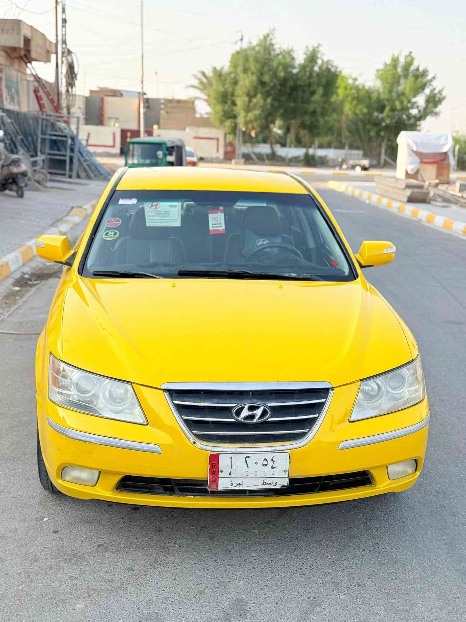 السلام عليكم سياره سوناتا موديل 2009 رقم واسط مشروع وطني سنويه ل 27 وارد امريكي بيه جاملق خلفي فقط مكينه 2400 دوش السعر 70 رقم التليفون *********** المكان واسط
