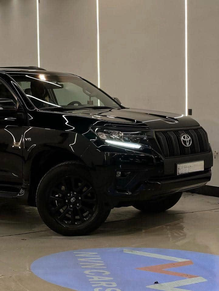 🚙 للبيع تويوتا لاندكروزر برادو TXS 2023
وكالة sas 
• المواصفات: TXS
• المحرك: 4.0 V6 — 6 سلندر
• القوة: 271 حصان
• الدفع: 4×4
• المقاعد: 7
• اللون: أسود 🖤
• الممشى: 66,000 كم
• اللوحات: أربيل — خصوصي

المواصفات
• فتحة سقف
• مقاعد جلد
• مقاعد كهربائية
• تبريد وتدفئة المقاعد
• بصمة وتشغيل زر
• تشغيل عن بُعد
• شاشة
• كاميرا خلفية
• حساسات وقوف
• مثبت سرعة
• شاحن لاسلكي
• صندوق تبريد
• تحكمات ستيرن
• نظام النزول من المنحدرات
• نظام قفل الدفرنس/الأكسل
• مانع انزلاق
• 8 وسائد هوائية
للأستفسار اكثر التواصل
***********
