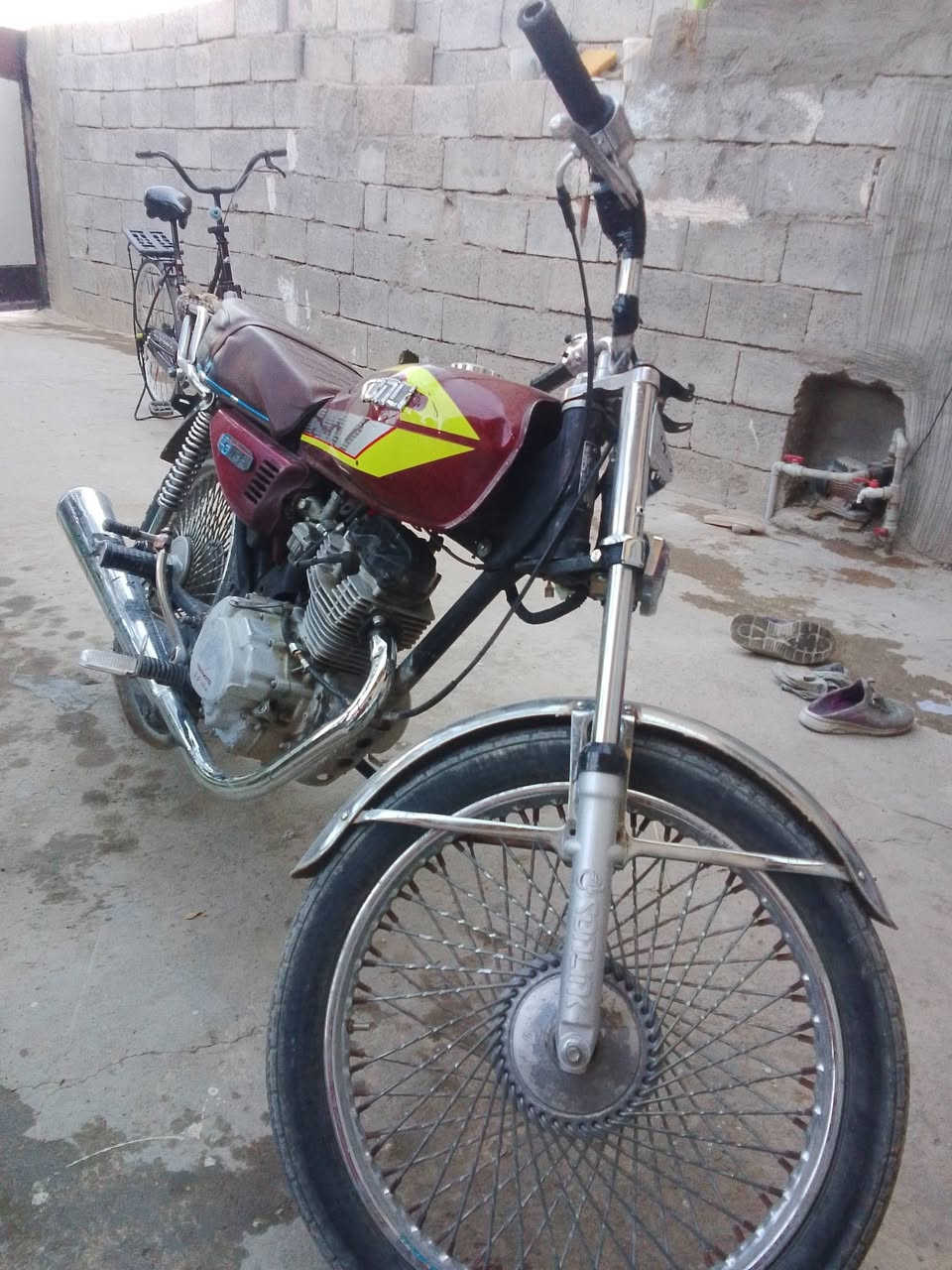 تايكر 2018
دراجه نضيفه شرط لا صرف ولا بخار 
شلعه ومعدل سعر 350بي مجال مكاني كركوك واتساب او اتصال ***********
