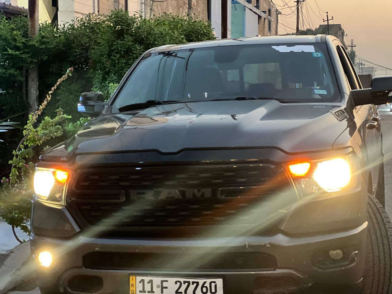 رام باب قصير موديل ٢٠٢٣ حادث خفيف صفحة اليمين بالبدي لا باب ولاشي ولايرباك رقم بغداد ٨سلندر المرغوب عنوان بغداد الجديدة نواب الضباط قرب جامع الإسراء والمعراج *********** السعر ٢٤ قابل للتفاوض
