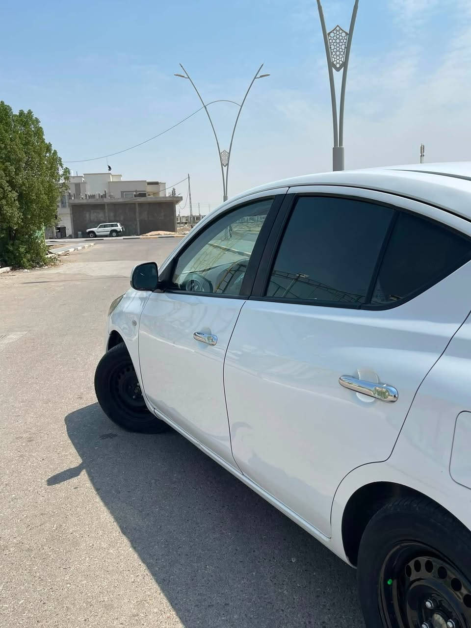نيسان صني 2024 هندي ام البليته 
كفاله ضربة صبغ تبديل بيها فقط كم مكان بارد قليل شوفة العين  كير مكينة تبريد حداده كله كفاله 
دهن امس مبدله جاهزه للاخير رقم أربيل باسم شركة 
ماشية50الف 
السعر 113 وبيهه مجال قليل للشراي 
*********** مو شراي لا يتصل
