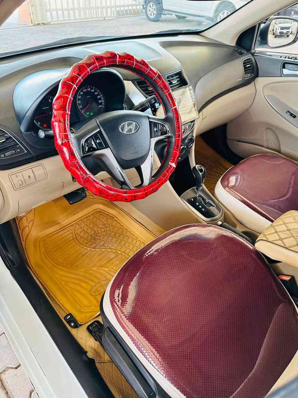 سلام عليكم 

البيع مرواس 

موديل ٢٠١٧

خليجي 

مكينه ١٦٠٠

جهزا وعلى فحص 

سعر ٩٢ ورقه 

***********

قطع ١صبغ. وبيها  حلوب
