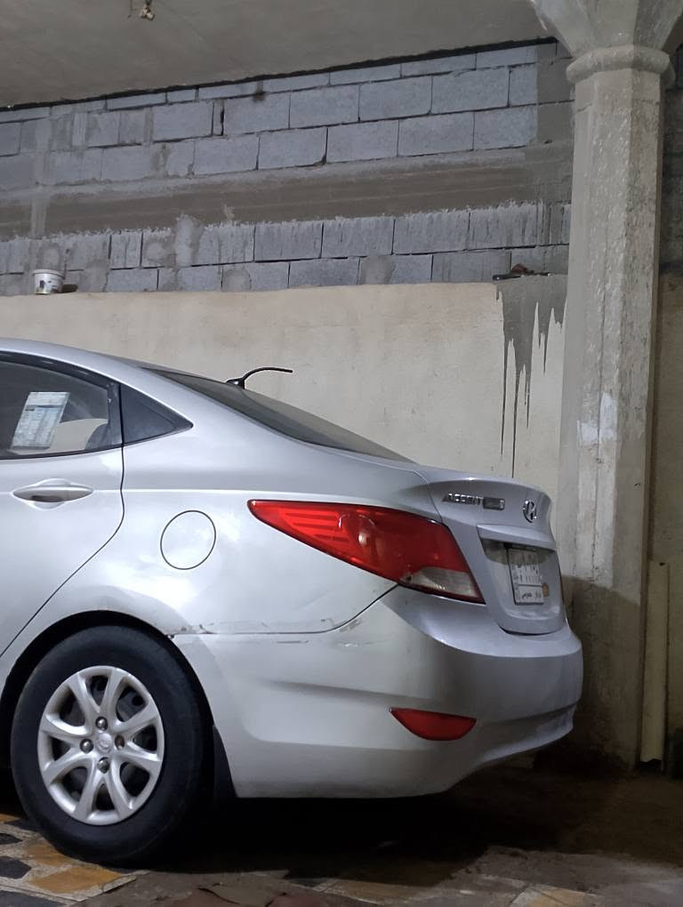 سيارة اكسنت 2016 لبيع بأسمي ارقام انكليزي بيه اثر جراد محرك 1400 جاهزة شراي يتصل *********** البصرة, العراق
