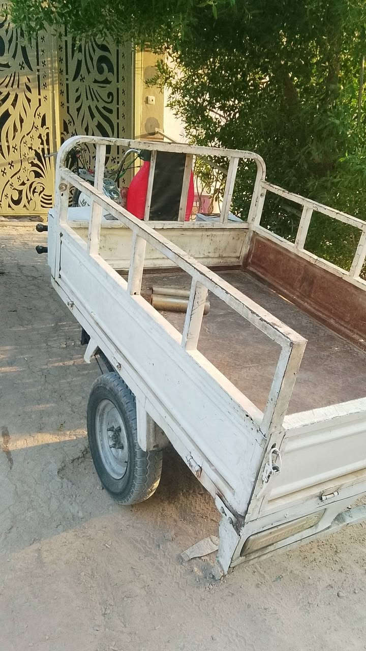 سلام عليكم ستوته كلك كلك للبيع شوفت عينك مكينه جديد 2025تيارات جوبلس سعره ب750وبيه مجال قليل مكاني نجف حي نداء شارع مجمع بيتي وهاذه رقمي ***********
