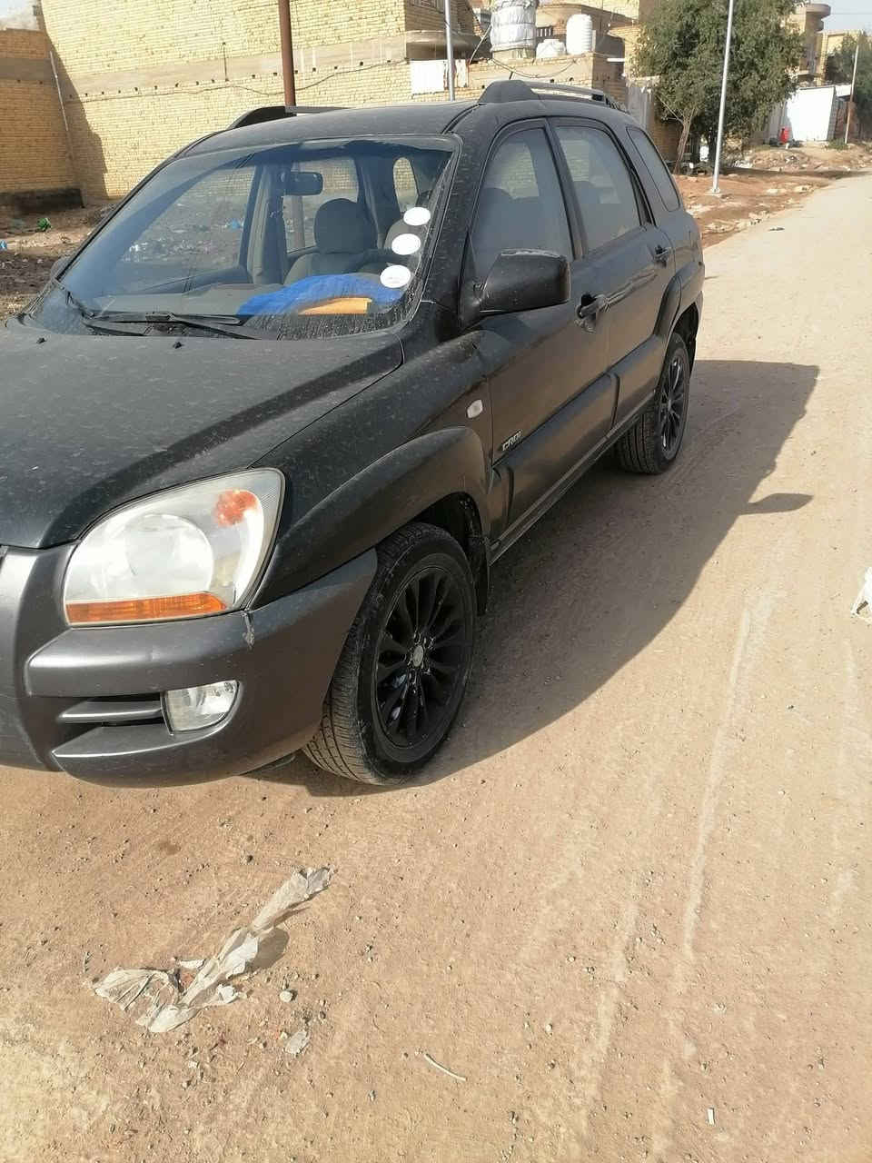 سلام عليكم
للبيع او للمراوس 
كيا سبورتج كاز كصة جنطه محرك كير جدد تبريد شغال غرفة حلوه حداديه الخلفيه توني فاتحها والاماميه 80بالميه متومه علشاصي شمالي سنويه لل29 السعر 40 وبيها مجال للاستفسار *********** العنوان الناصريه
