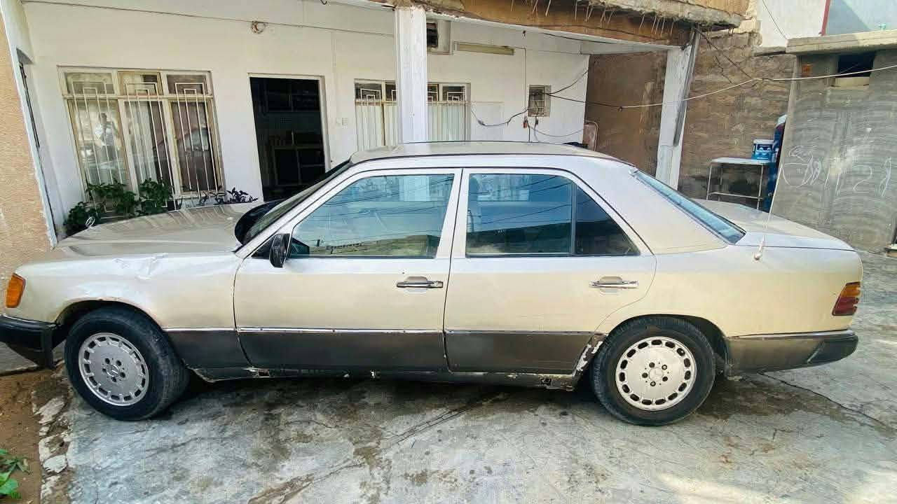 مرسيدس • ١٩٨٧ • رقم بغداد