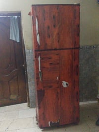 ثلاجة • أجهزة منزلية • لا تفاصيل