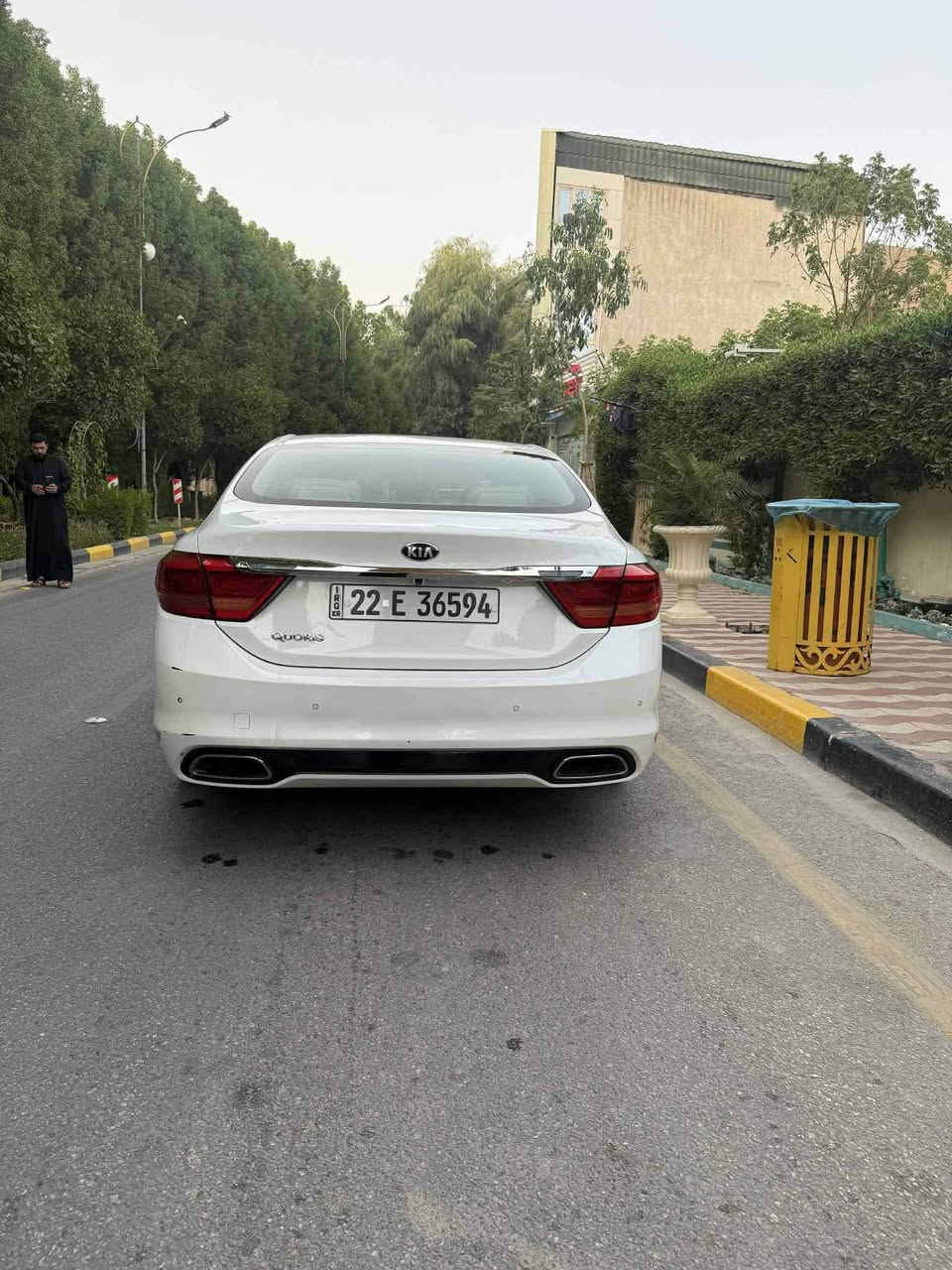 كيا كورس (2013)VIP
وارد خليجي

✨ فول مواصفات

🔧 محرك 6 سلندر 3800
🛞 ويل كب حجم 18 أصلي وكالة عدد 5
🚪 أبواب السيارة الأربعة شفط كهرباء
🧳 قبق جنطة كهربائي شفط
🔍 مرايا جانبية كهربائية شفط مع حساسات اجتياز جانبية
🔑 بصمات أبواب عدد 5 أبواب + الجنطة
⚠️ حساسات أمامي وخلفي أصلية
📸 4 كاميرات (أمامي – خلفي – مرايا)
💡 لايتات زينون عالي / واطي + كشافات LED
💦 بخاخات لايتات
🪟 بردة خلفية كهربائية أصلية + بردات أبواب خلفية
🌤️ فتحة سقف سلايد روف
🪞 مرايا حساسة وعاكسة للضوء العالي
🛋️ غرفة جلد بيجي أصلية ( جلد النابا فاخر )
💺 كشنات أمامية تحكم فول كهرباء مع ذاكرة
🔥❄️ كشنات السيارة الأربعة تدفئة وتبريد
📺 شاشات أصلية بالكشنات الأمامية لعرض الـ DVD
🎛️ تحكم ستيرن جهتين (بلوتوث – حاكية – صوت – سرعة)
🛡️ رادار أمامي تثبيت مسار وسرعة ومانع تصادم
📐 كشنات خلفية واسعة مع لوحة تحكم خلفية
❄️ تحكم بالتبريد والشاشة والبردة من الخلف
🔌 تحكم كهرباء إضافي داخل الكشنات الأمامية والخلفية
⚙️ وضعيات قيادة (طبيعي – اقتصادي – رياضي)
🔄 ستيرن كهربائي الحركة
📌 مجموعة أوامر إضافية للموديل
🏷️ السيـارة ملكية
بيها قطعتين باب خلفي وجاملغ خلفي صبغ فقط بدون دواخل 
السعر 148 

📍 كربلاء 
📞 "الرقم ***********
