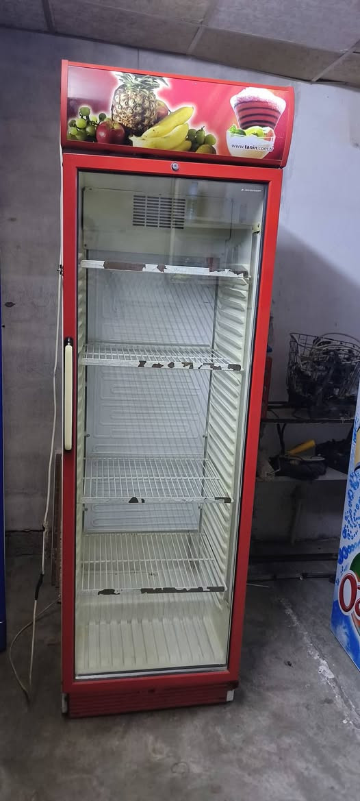 سلام عليكم عندي هاي العارضه جديده لبيع نضيف حيل وتبريد فول سعره 250 وبيه مجال مكاني كركوك رقمي ***********
