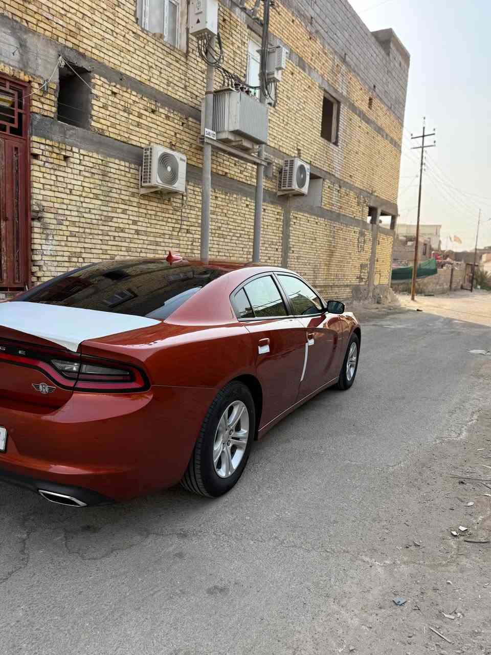 دوج جاجر SXT موديل 2023 رقم بغداد بأسمي 
السيارة جديده جداً
‏ممشى السيارة 30 ميل  
كشنات حضن 
سماعات الباين 
زرع عدسات لايت زنون + بلوجكتر 
باقي المواصفات معروفه للـSXT
كير محرك كفاله 
تبريد حداديه ١٠٠٪؜ 
تخم تاير جديد
*********** البصرة, العراق
