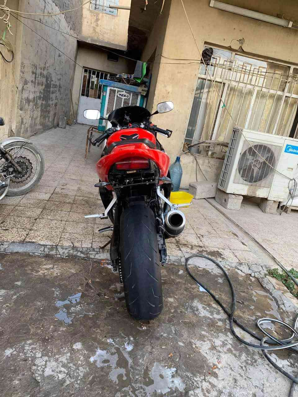 سلام عليكم الحلوه للبيع 💖
سيبيئار هونداي افوراي اف سبورت سكيورتي 🔥 

حجم المكينه 600cc شباب دراجه مكفوله كفاله عامه من تاير للتاير كير مكينه دراجه مال جناي دهن امزويل اديرلهه محسنات مو الفورتي بانزين محسن مي مال رديتر انترفيز زيتي دراجه عليهه سلايدرات همايه للكفرات وسلايدرات مال يده صالنصه شاد مايف كاربون فايبر بس صالنصه مشتريهه بورقه واهل المايف يعرفون شكد سعرهه انطيك وياهه سويجين وخوذه اصليه بلنسبه للاوراق كامله ومكاتبه بيهه هم 

سعر دراجه 28 ورقه اليريدهه يراسلني او يتصل *********** عنوان الزعفرانيه 🖤
