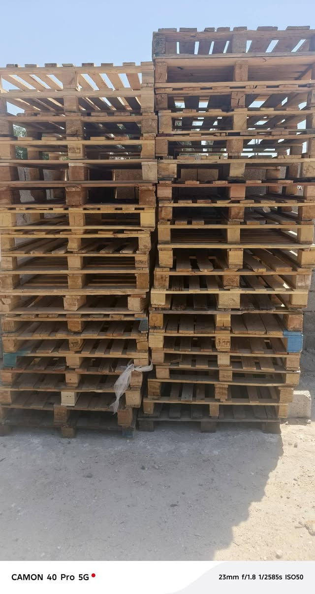 السلام عليكم سكيب للبيع 100 x 120 العدد 3000 سكيبه السعر 4000 قفل***********
