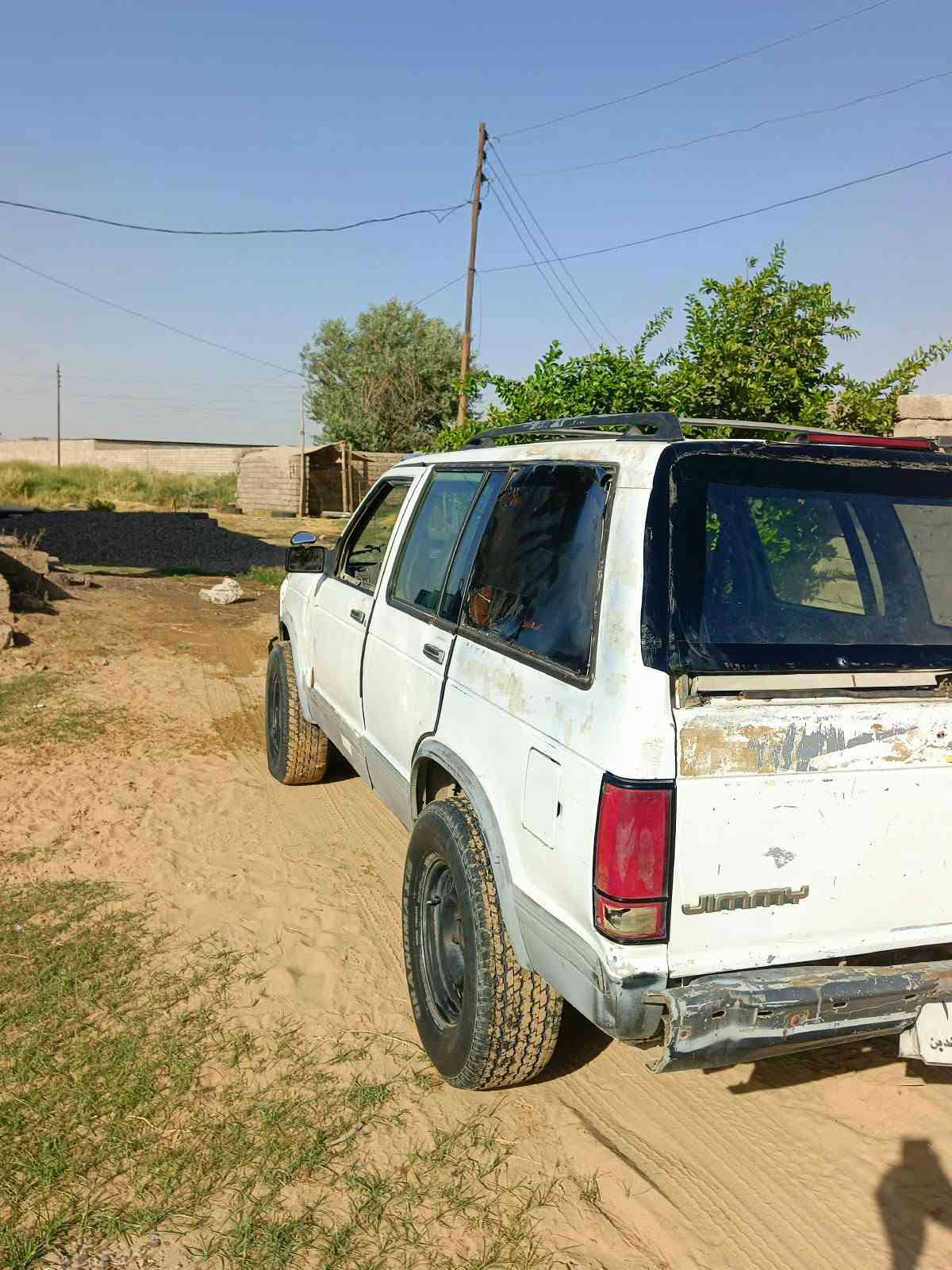 شوفر بلايزر موديل 94 كير ومحرك بطه ثنين ونص محرك بي خيط بخار بدون تنقيص سياره حلوه خدمية خياسات مابيها تخم تاير فوك النص عمر ماتحتاج بس خيال فحص صلاح الدين شرط التحويل كمركها مدفوع سع ر 17 وبيها مجال بسيط بيع او مراوس مكانها بيجي 
***********
