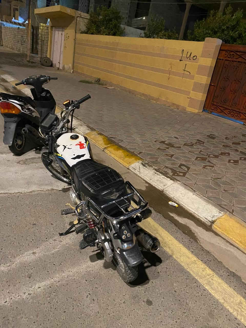 تايكر للبيع موديل 24 ما مفتوح بلاد شرط
سعر 550 وبي مجال قليل 
***********
