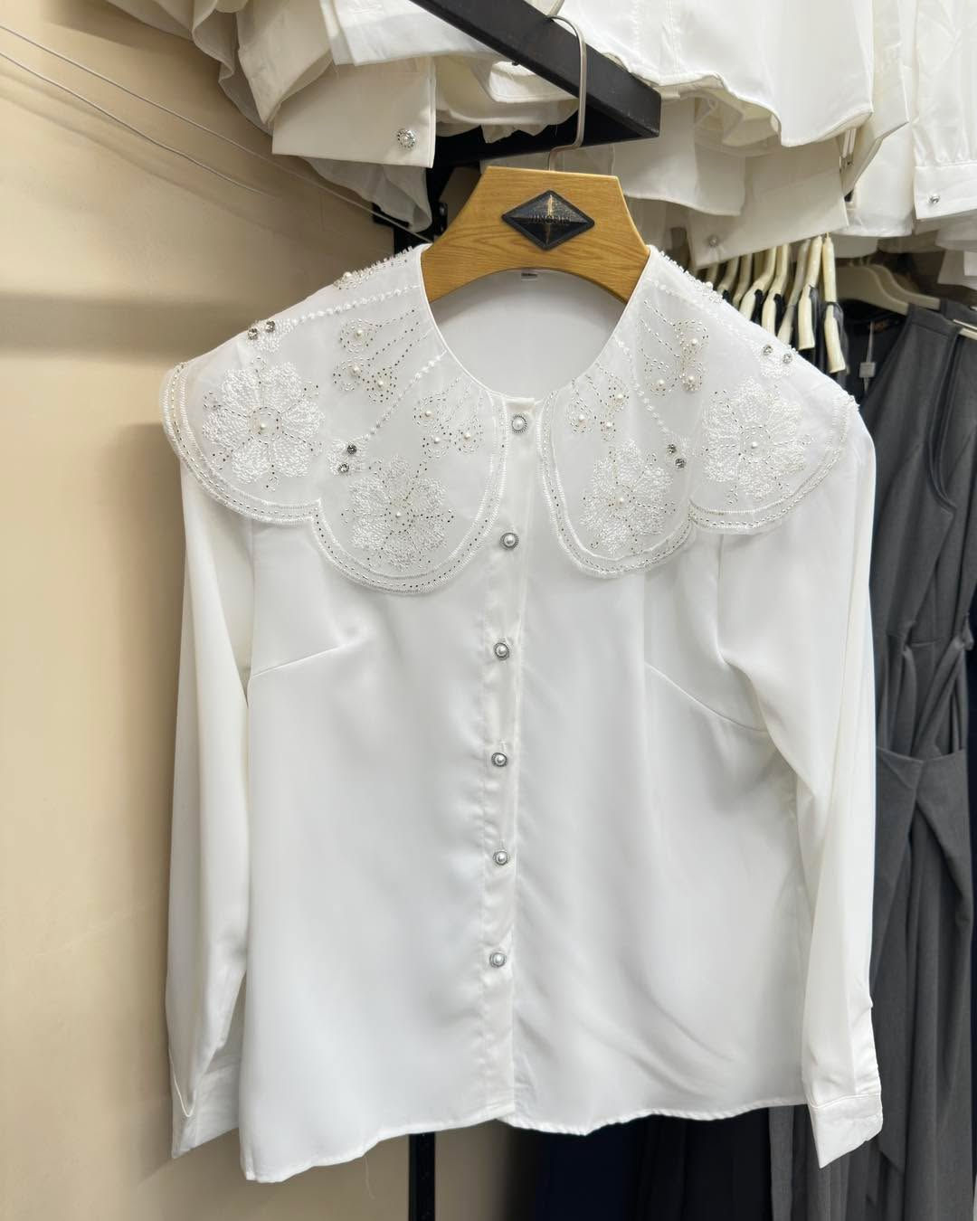 ✅نزاكه قمصان مدرسي ❤️😍👗
✅متوفر المقاسات 38-40-42-44-46
✅عنوان كوت شارع الهوره مقابيل نشاط مدرسي
✅للحجز أو الاستفسار عبر دايركت 
✅واتساب ***********
