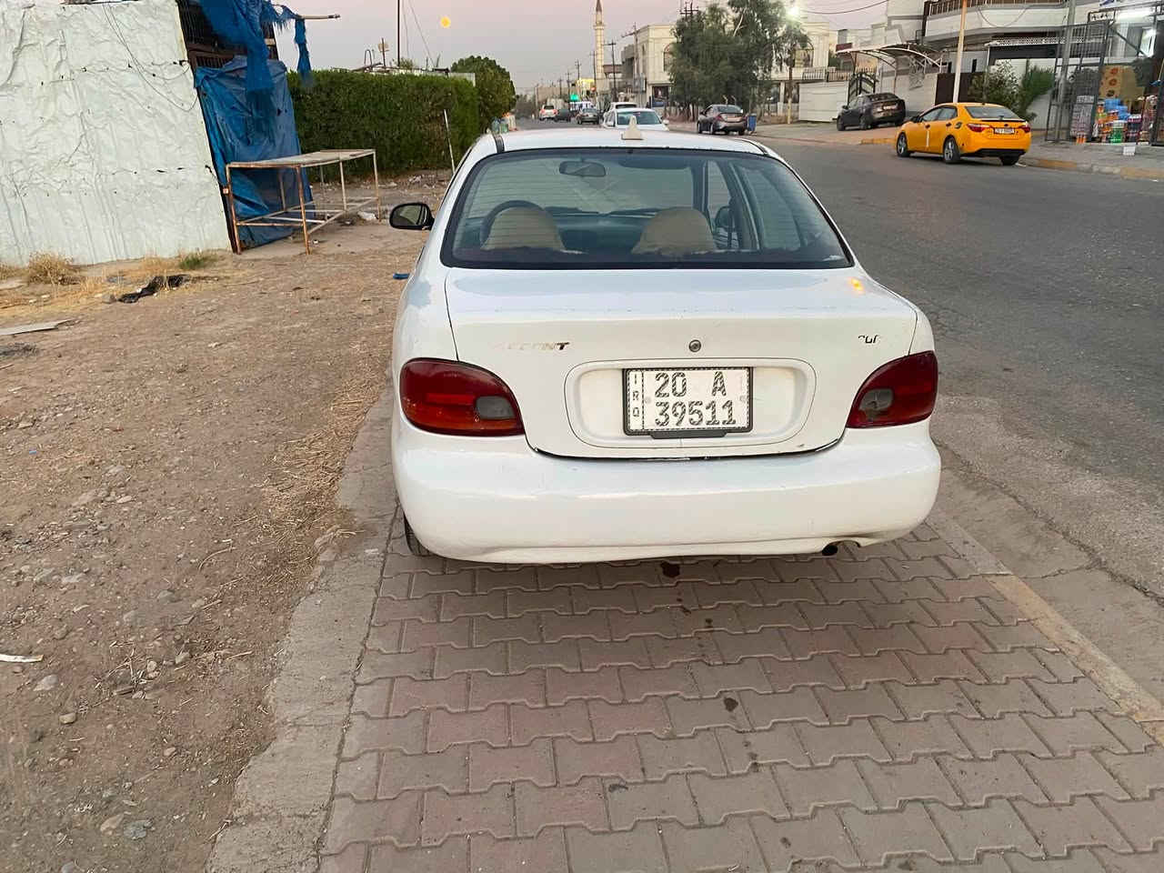 سلام عليكم هونده اكسنت موديل  ٩٥ سياره جاهزه بدون اي نواقص محرك كير صدر تاير كله بالشرط رقم ديالي دولي شرط التحويل السعر ٢٨ او بي مجال بسيط للشراي 
العنوان كركوك
***********
