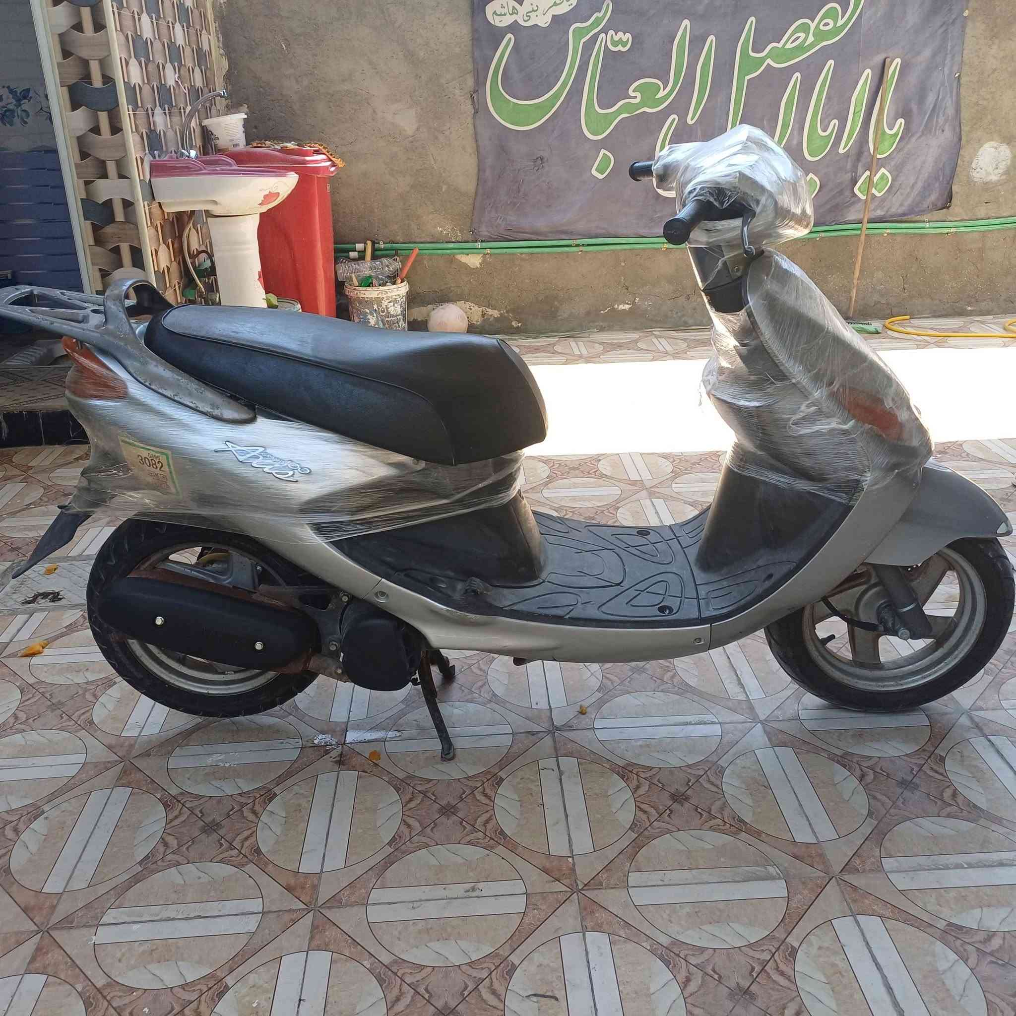 دراجات حاويه شرط الفحص ٢ ابيض وحده سلفري دراجات موجودات يم علي فؤاد بيع نقد وقسط نظام القسط يم علي فؤاد نقد يمي للستفسار ***********
