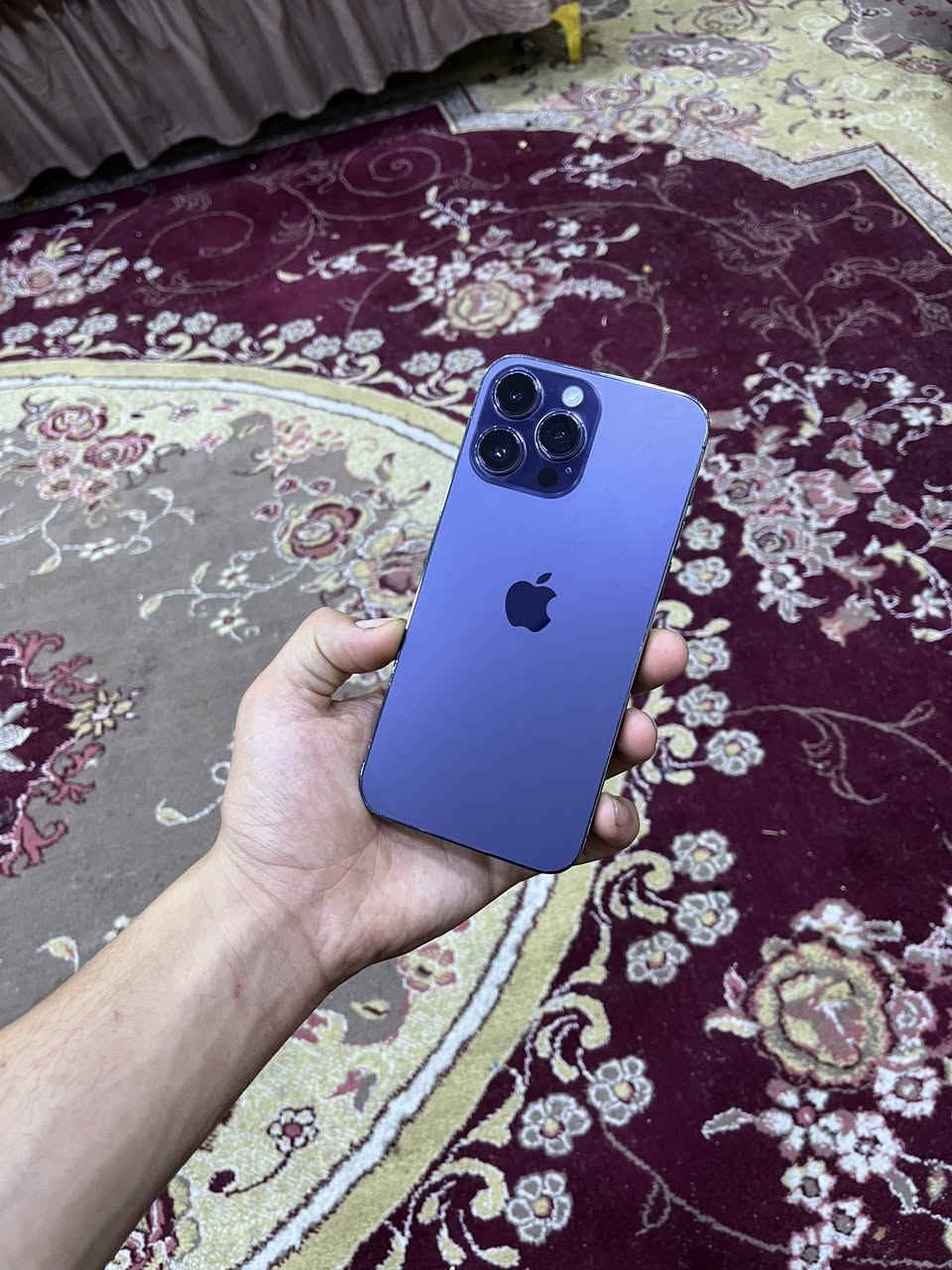 السعر550 بي مجال 🔥🔥🔥
السلام عليكم شباب إيفون 14برو ماكس لون بنفسجي شرق اوسط نسخة كندة ذاكرة256 تك شريحة الجهاز مبدل  شاشة وبطارية بطاريتة 100الجهاز معروض للبيع سعرة550 بي مجال قليل مكاني نجف ***********
