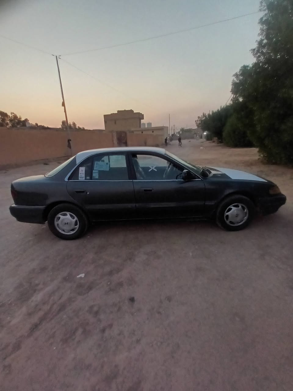 سلام عليكم سياره سوناته تو مديل 93 نضيفه ومكفوله كير ومحرك رقم بغداد نكليزي 43 وبيه مجال *********** مكاني واسط الصويره
