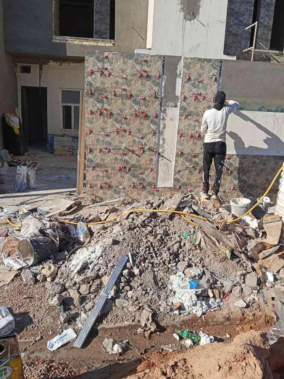 بسم الله
خلفه سيراميك متفرغ حالياً شغل درجه اولى بليزر ولكبان  وستلام مهندس 
اسعار مناسبه 
***********
