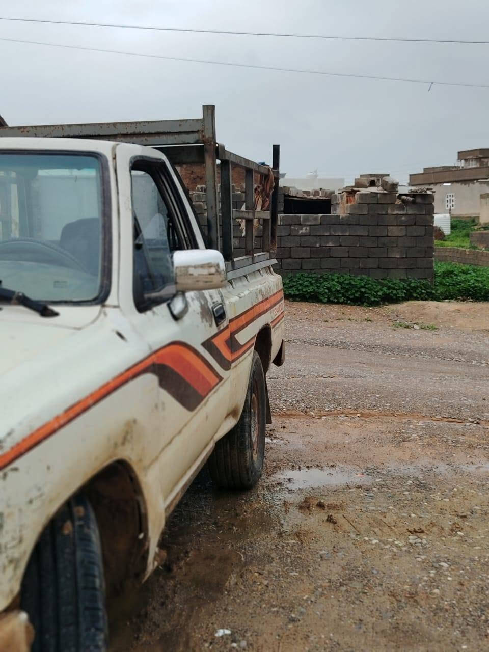 مكلف بلنشر بكم موديل 94فحص صلاح الدين شرط الوكاله وتحويل كير ومحرك شرط صدر جديد تايرات جدد ولكشر جدام العين سياره بلادي ‏‪***********‬‏ الشراي يتصل ع صاحبها السعر 35وبي مجال
