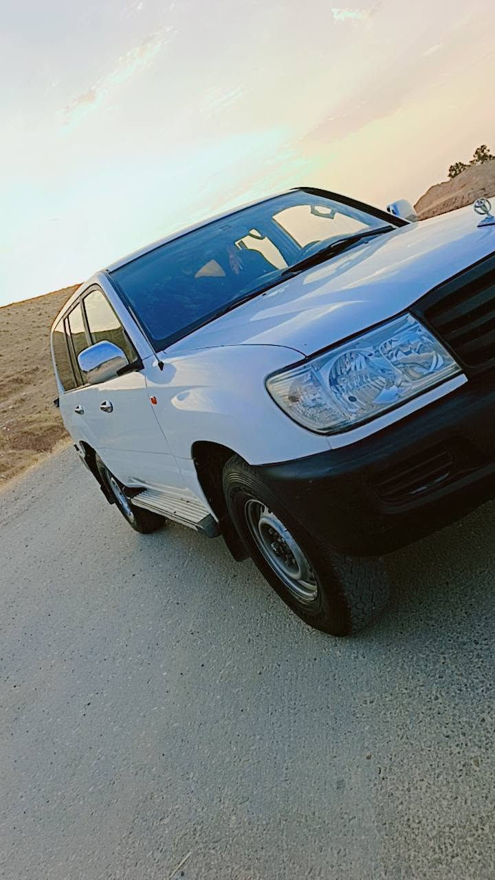 مونيكا 2004 ئوتوماتيك فول عادي دةبل سبير نمونةية لةجواني بي دةعم بي ليدراو سةيارةكة ماشااللةي ئةوي ئارم بلاستيك بةشةرتي غرامة جوارتاية دةنلوب لوك كيرو مكينةو ئةكسل دةبل ئةكسل هةموي بةشةرت 300رويشتووة سةيارةكة وةسفي ناوي لوك لوكة ***********/***********ئةدميني بةريز وةري كرة دار بنديهكان, السليمانية
