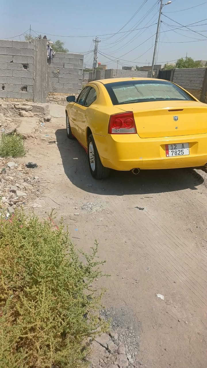 السلام عليكم جارجر للبيع فقط
موديل 10 اصل محرك 3500 
سياره جديده كير مكينه حداديه تبريد ثلج مداور ثاني يوم 
مكان السياره السماوة السعر 75 وبيه مجال للشراي للاستفسار الاتصال *********** 🌷
