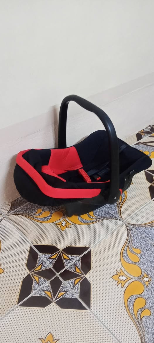 تازە و جوان و بێ عەیبە سعری 13 هەزار کەلار *********** واتسئاپ و فایبەریشی لەسەرە
