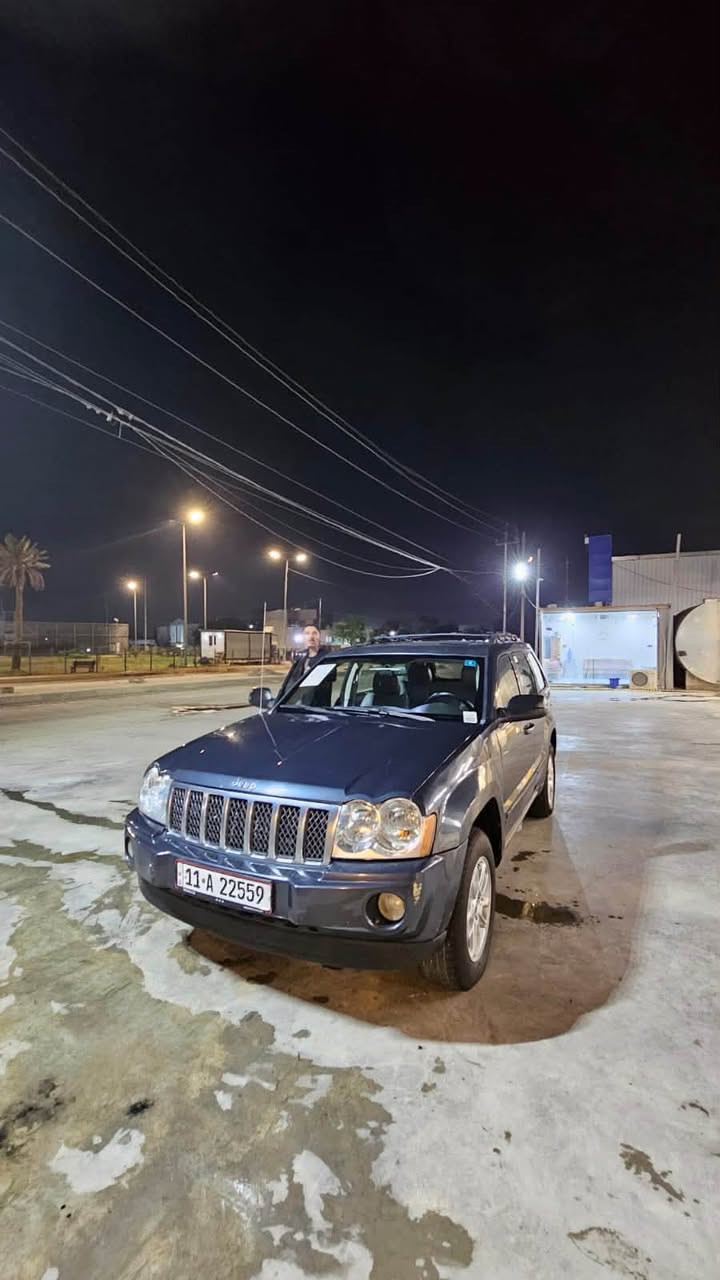 جيب موديل 2008 وارد امريكي صبغ قطعتين + وكد شبر بالباب ورى السكن وشبر بالجاملغ الورى الايمنالسيارة حلوة وجاهزة اي نقص مابيهة السعر 85 وبيهة مجال بسيط للاستفسار الاتصال ‭***********‬
