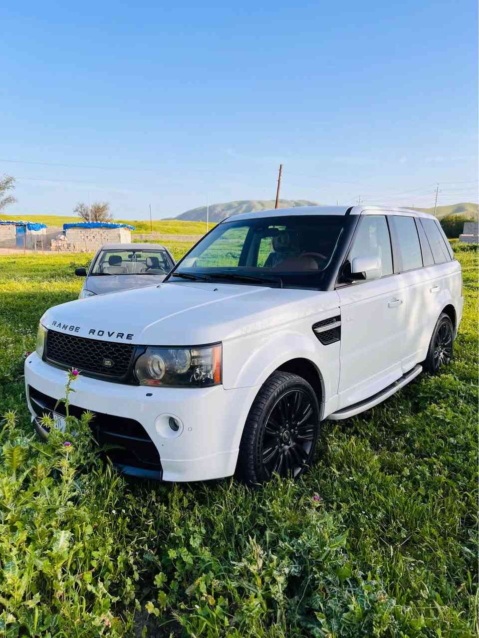 Rang rover 2013 Sport 

مةكينة بي سوبةر مةرغوب هةموو گياني لوكة  

جوپ كومپريسةري اصلي شةريكةم خستوةتة سةري   بةرز نزم دةبيت 

١٣٠ هةزار روشتوة  كوشنو ناوةوة دةرةوةي وةك ٢٠٢٠ واية   

بجوكترين خةلةلي نيية  هيج لةخةلةليك لة شاشة هةل نةبوة 

جال وساردي نيية  يةك سةر هيلالي جةمةلةغي دواوة پةلةيك كارتة   

كۆدي بو كراوة  يةكسةر دةيكةم بةناوتةوة   بةشةرت  

*********** دار بنديهكان, السليمانية
