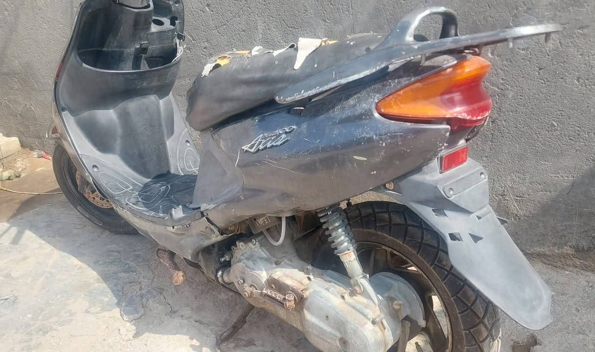 السماوه رميثه
السلام عليكم... 
دراجه دولفين اكزز مثل ماموضح بالصور شغاله وتمشي كلش طبيعيه بس بيها صوت بوش وبستم الحاطينه بيها مو اصلي سعرها 175 الف وبيها مجال تلفوني ***********
الحاب هلا بيه وشكرا
