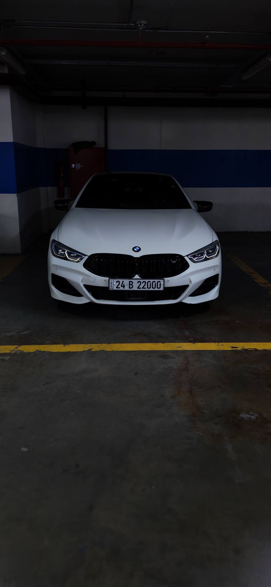 #للبيعBmw_850_2023_M8 
للبيع BMW850 (M) XDRIVE
وارد امريكي 3 قطع بخ امامي(بدون ايرباك)بدون اي ضرر داخلي..
اعلى مواصفات مقاعد لونين بلادي وسقف شاموه بانوراما رادار كبير قيادة ذاتية داتاشو 5 كاميرات 5 بردات رادارات كامل السيارة ابواب شفط وباقي مواصفات 
مغلف ppf Matt ضمان 10سنوات السيارة  بمواصفاتها نادرة جدا وبدون اي مسج نظيفة جدا جدا بدون نواقص صدر تبريد كهربائيات كله شرط 100٪ هزه وفحص جديد سيارة بأسمي تحويل مباشر ماشي 67 الف ميل قابل للزيادة..(السيارة حاليا غير رقم عليها) 
موقع السيارة اربيل
سعر مناسب جدا.. 
للتواصل والاستفسار
***********

نص مكتوب في الصور:
- BLOO Erbil, Iraq
