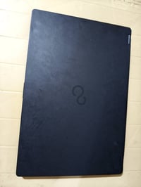 فوجيتسو • i5 الجيل السابع • SSD ١٢٨جيجا