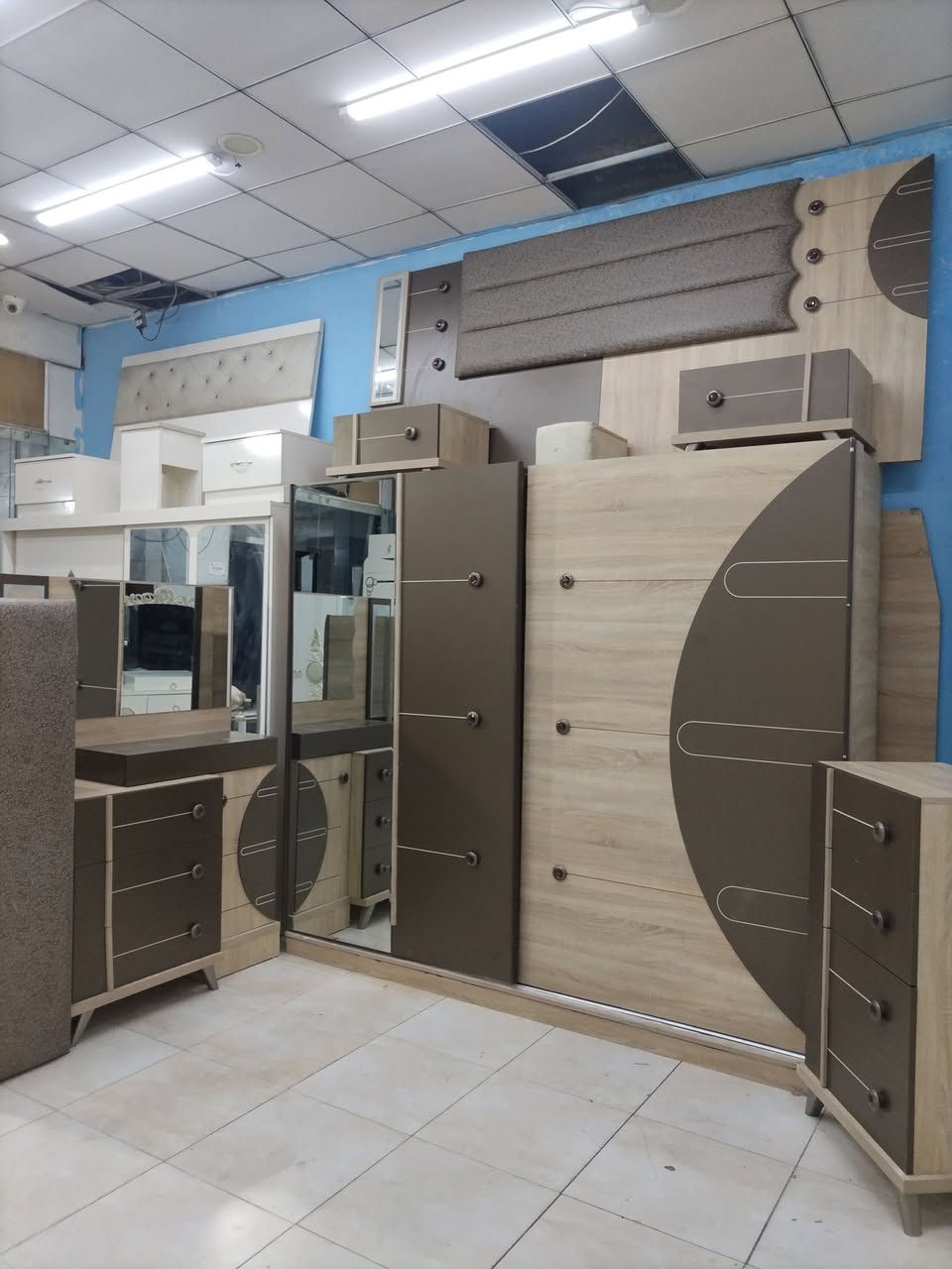 غرف نوم • ٨ قطع • سعر مناسب