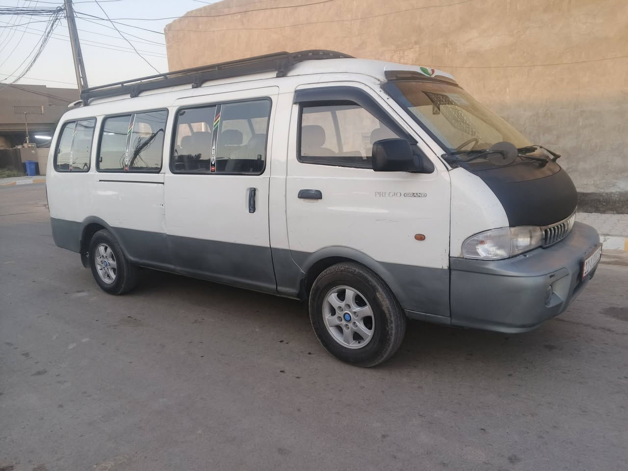 للبيع بريجو شبوط 14 راكب موديل 2004 رقم بغداد انكليزي مكفوله المكان بغداد الطارميه للاستفسار ***********

