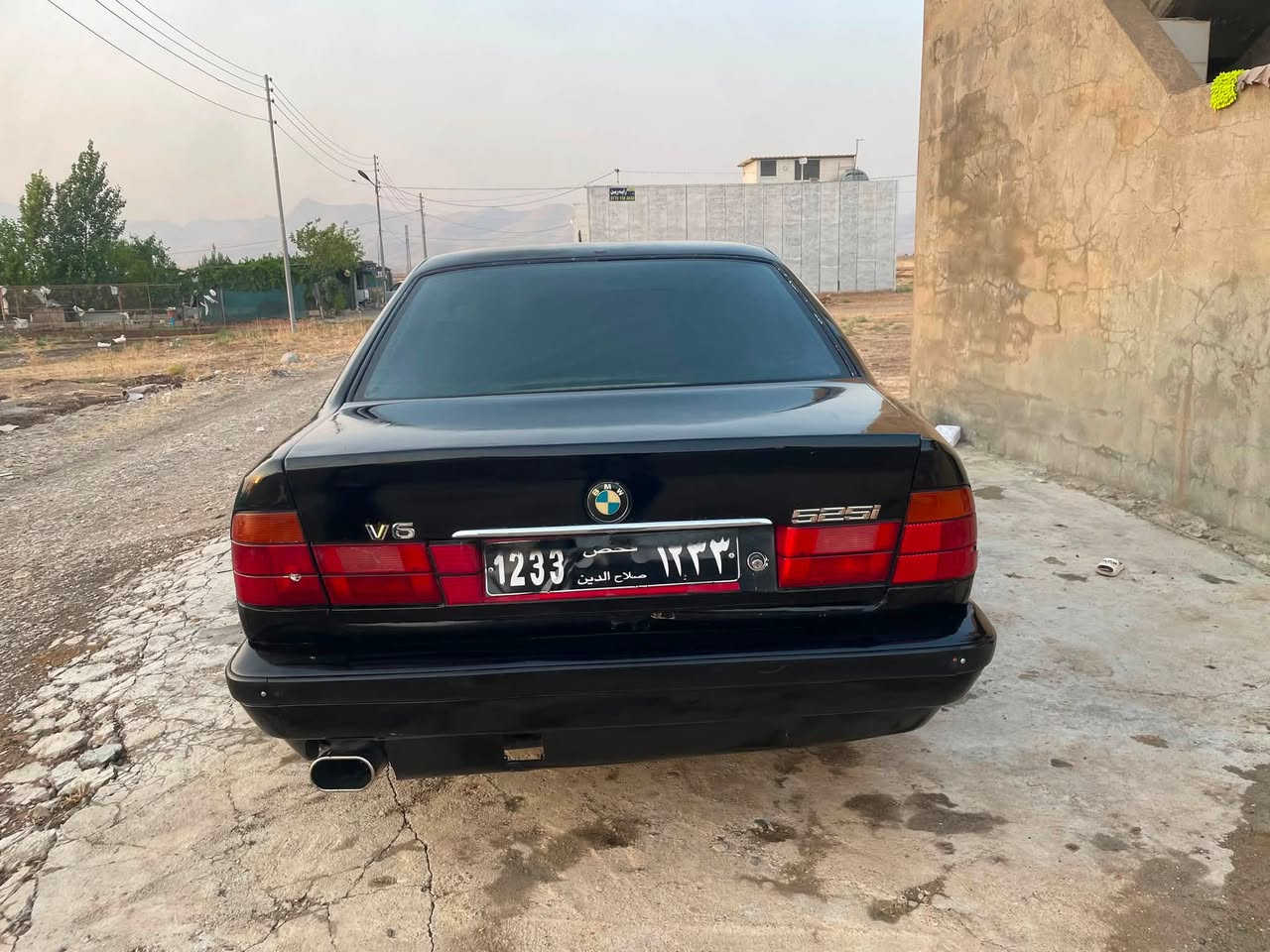 سلاو. 
فرۆشتنی خێرا 
  بBmw1993 520i 
گێڕعادی
سەقف سلاید 
٤ جام کارەبا.  هەموی ئیشەکات
ناو داخلی زۆر جوانە. جایزە
تەبرید.   بەس فانو. کارتی ئەویت
هەی کەلی تابلێ جوانە
سعر. 20 معامەلەیە برایانە   سلێمانی 
لەگەڵڕزم موشتەری نیت سەرمان مەهێشنە.  
ب***********
