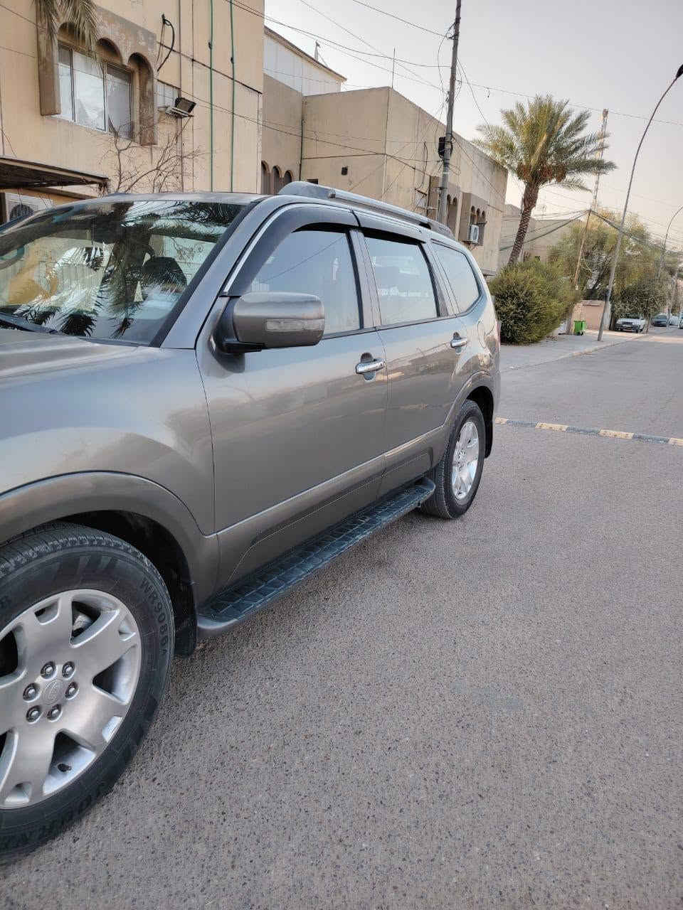 السلام عليكم للبيع كيا موهافي خليجيه 2009مكفوله من الصبغ والحادث فول مواصفات1/1مكاني بغداد السعر 120$ للتواصل ***********
