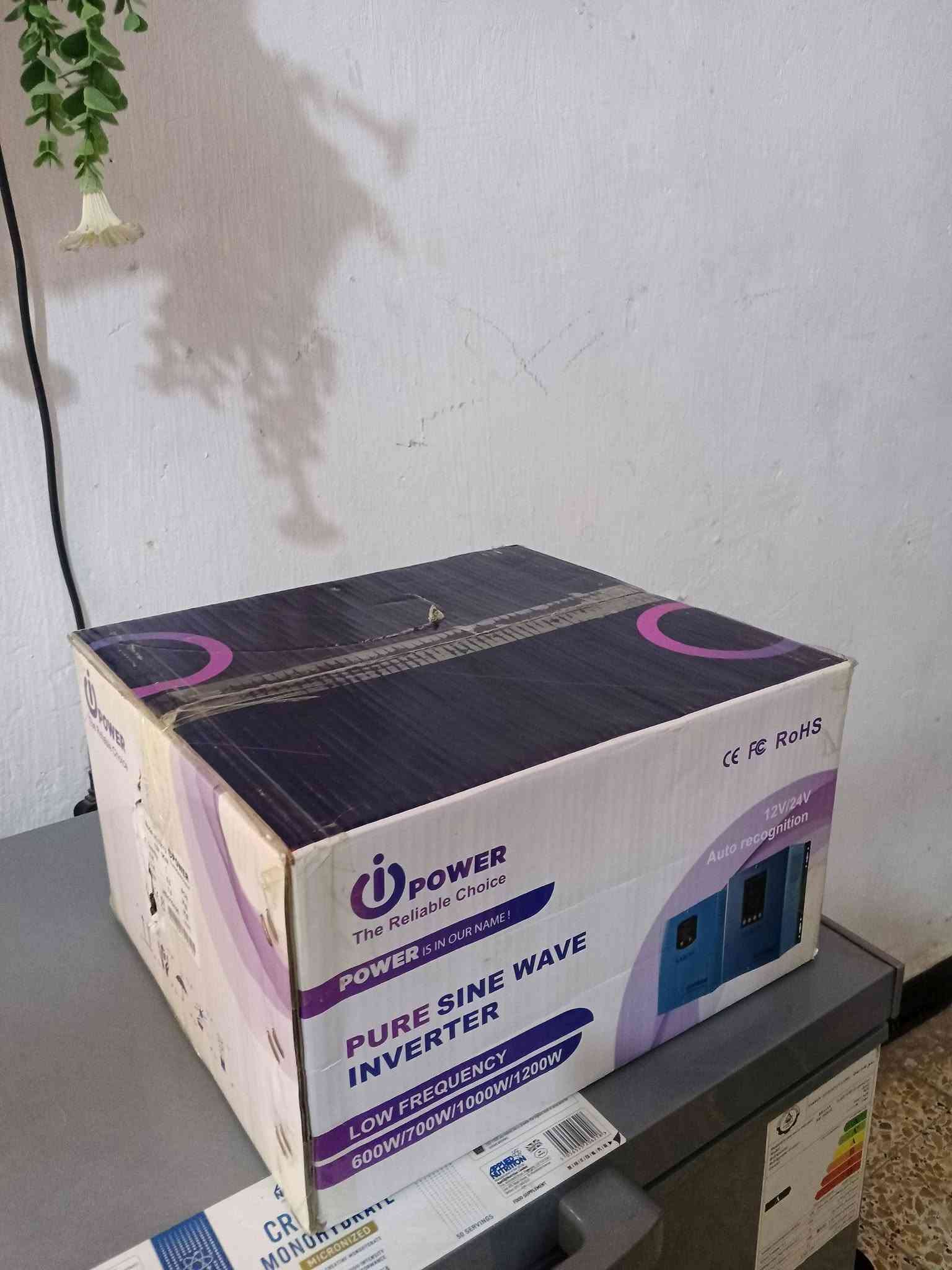 عاكسة كيمنك للبيع
تحويل صفري ماكو فصلة

ترفع فولتية المولد 

ربطهة كلش سهل
 
4امبيرات

ضمان شركة 9اشهر

معة بطارة سيارة 62امبير+روس باتري 

شوف فيديو شرح العاكسة وية الصور خليتة

صارت علي هية والبطارية وروس الباتري270 والوصل موجود

سعر العاكسة معة الباتري 210

سبب البيع انباعت الpc

مكاني: كوت 

رقمي :***********
