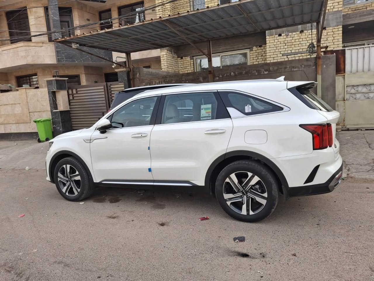 كيا سورنتو 2023
اللون: أبيض 
رقم بغداد
المحرك: 6 سلندر 3500cc
7 راكب
حساسات أمامي خلفي
كاميرا خلفية
مرايا كهرباء 
كراسي كهرباء
گير ماوس
4 وضعيات قيادة
4 جامات أوتو
بصمة تشغيل
اوتو هولد
مانع انحدار
هاند بريد دكمة
تشغيل عن بعد
ماشية 42 ألف قابل للزيادة
شاشة كار بلي
إنارة ترحيبية
تحكمات استيرنغ
مثبت سرعة
أوامر صوتية مكاني الدوره الاثوريين ***********
