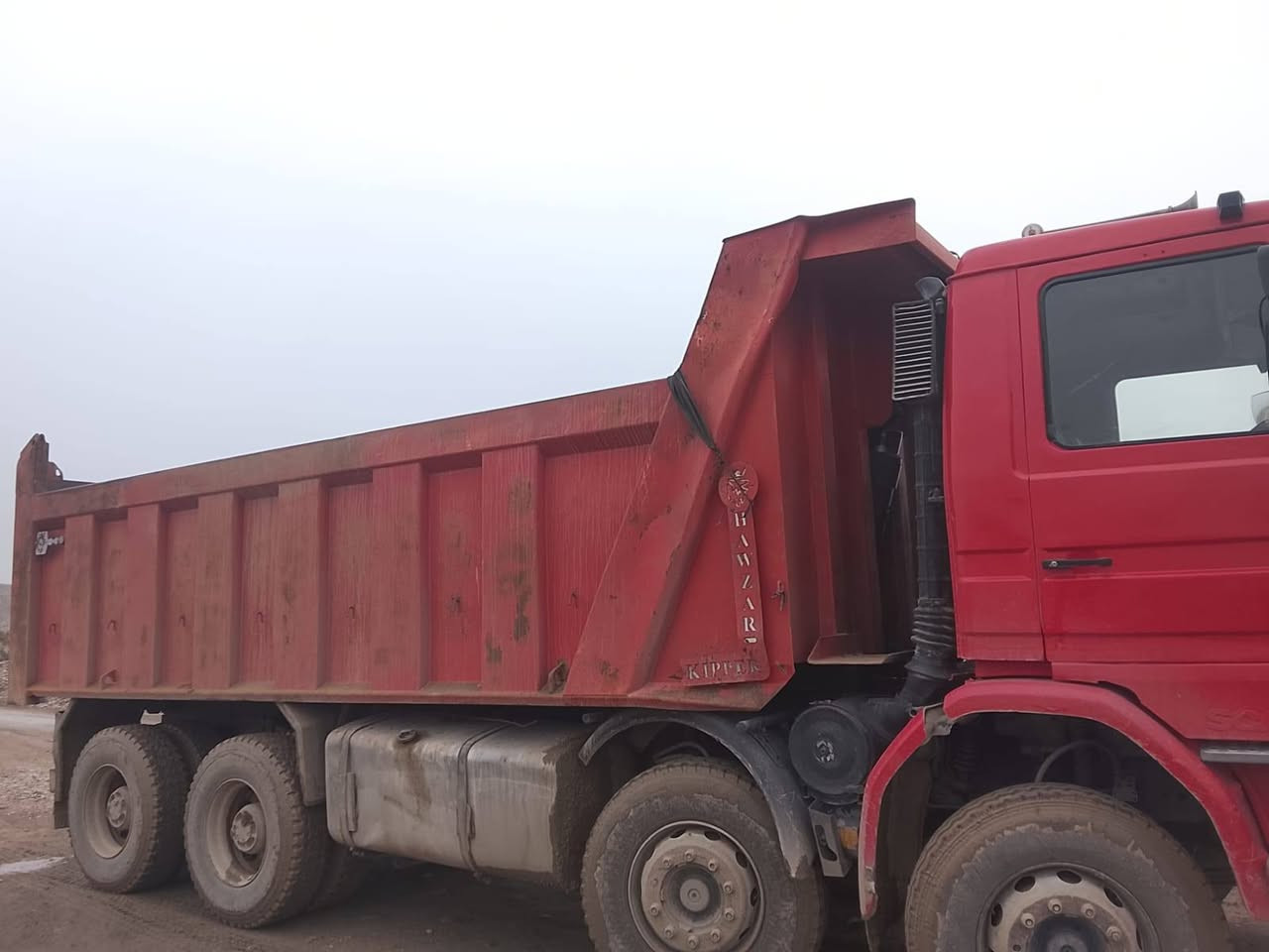 قلاب سكانيا للبيع محرك ٨ سلندر كير كوبرا ٣ ب٣
محرك وكير ومجموعه بشرط شاصي مكفول وتخم تاير جديد رقم نينوى ألماني جديد تحويل مباشر 
السياره مانقصها برقي جاهزه عالشغل 
السعر ٢٦٠ وبيها مجال للشراي
باقي تفاصيل اتصل على ‏‪***********‬‏ فاضل الشمري
