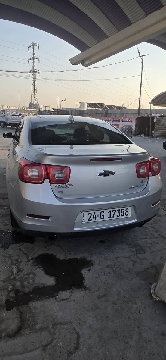 السلام عليكم ماليبو ٢٠١٦ امريكي
السيارة محرك٢٥٠٠ المرغوب بدون تيربو   
 بيها جاملغات الامامية صبغ بدون دواخل وصور الحادث موجودة 
محرك ٢٥٠٠ممفتوح بشرط لا تنقيص ولا تبخير ولا صوت 
السيارة كفالة من كير ومحرك  وتبريد كلة مكفول تخم تاير قبل اسبوع وبطارية جديدة 
مواصفات السيارة 
(شاشة وكامرة  ،داخل جلد اسود+انارة داخلية، شريط دشبول بلادي ، تدفئه كشنات ، كشنات بلادي ، كشنات الامامية كهرباء ، دبل صالنصه ، بلوجكترات امامية ، تشغيل عن بعد ، تبريد مناخ منفصل ، اشاير بالمري ) 

 السعر ٩٥ $
السيارة  رقمها دهوك  بأسمي
مكان السيارة بغداد 

علي *********** بغداد, العراق
