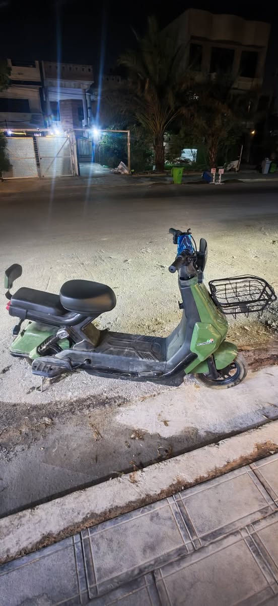 للبيع  ٣٠٠ الف
جديده مماشيه
مكاني الطوبجي 
***********
