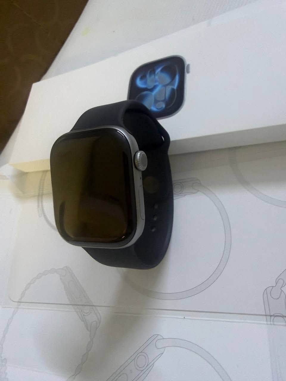 ⌚ Apple Watch Series للبيع 11
•  القياس: 46mm
•  اللون: Silver (رصاصي)
•  نسبة صحة البطارية: 100%
•  الاستخدام: قليل جداً، بحالة ممتازة

للمهتمين، الاتصال على الرقم . 👇🏻👇🏻👇🏻👇🏻👇🏻
***********
