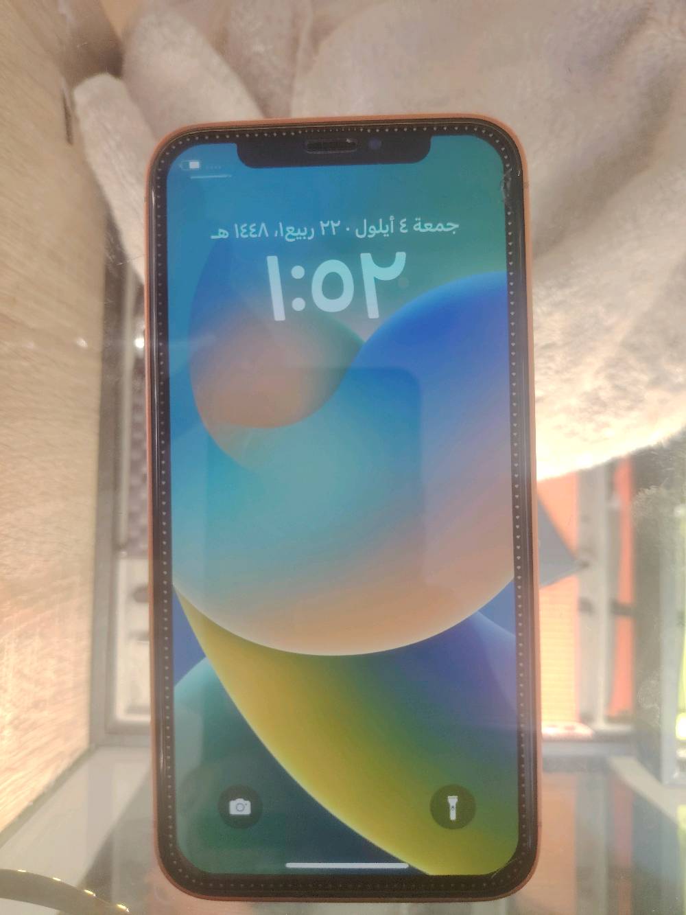 ايفون x عادي محور 17 برو  ذاكرة 64 بطارية 100 مبدل اصلي بي مشكله ضعف في شبكه الواي فاي التقاط شبكه ضعيف فيس ايدي واقف لباقي شغال