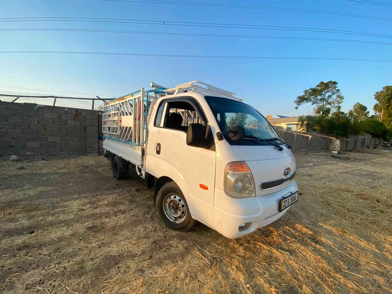 کیا ٢٧٠٠بێ سبوخ ٢٠٠٧کێرومەکینە  بەشتە مەکینەسپی رەقم و سەنەوی نوێیەسعری ٩٠مەجال***********
