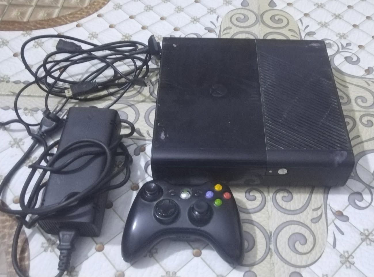 اكس بوكس 360 سوبر سلم

 ويا يده وحد وشاحنه

 بي 78 لعبه وقابل للزياده

 محوله اصليه   سعره 90 الف

 مكاني بعقوبه شراي اتصل ***********

