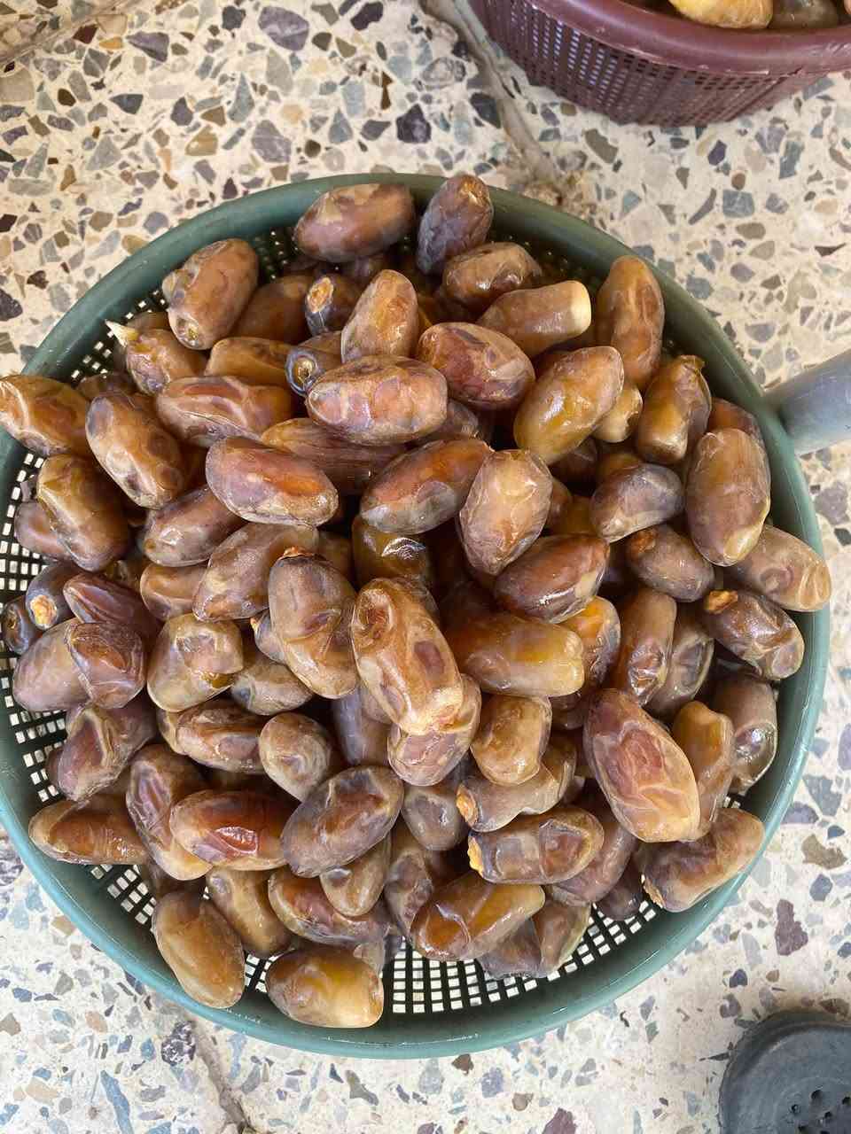 تمر ام الدهن النص ونص 2500 الاسود لاوي 2000  أقل طلب 10kg
مكاني الطارمية
***********
