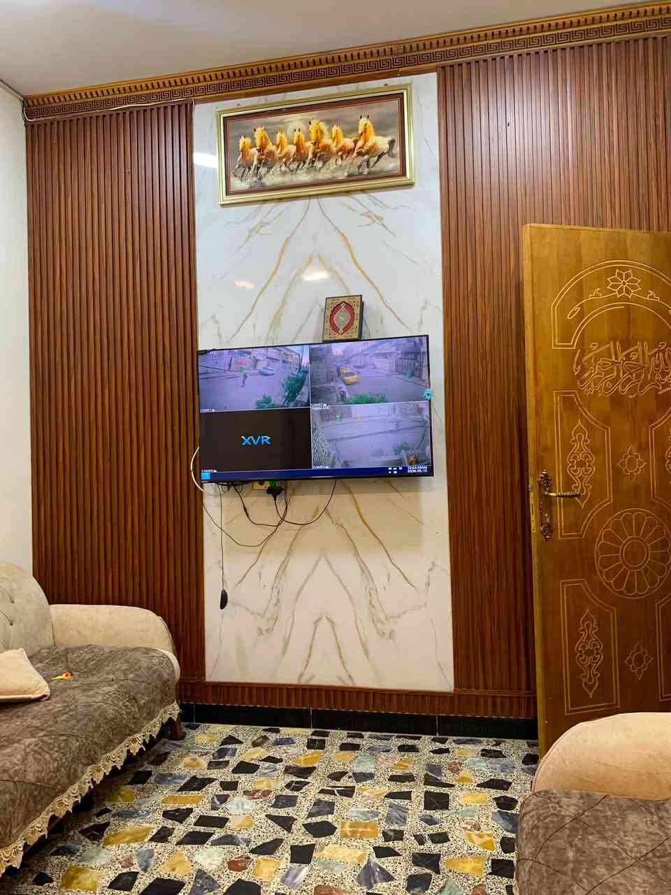 سلام عليكم بيت ب ام الكبر مقابيل حي الكوفه قريب الشارع العام خدمات كامله  مساحة 100متر 
*********** للاستفسار اكثر
