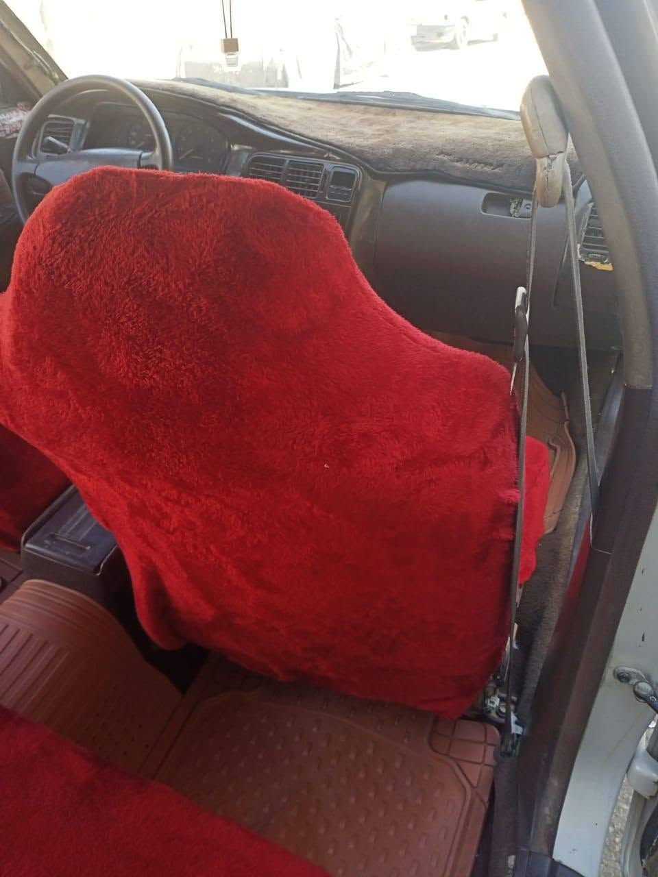 شيزر نفخ 94 كير مكينه كشر كلش حلوات السياره مامصبوغه جارده مكفوله من كص ونقل جثه سنويه ماصاقطه لل27 بأسمي تبريد شغال عوزه غاز فقط ***********
